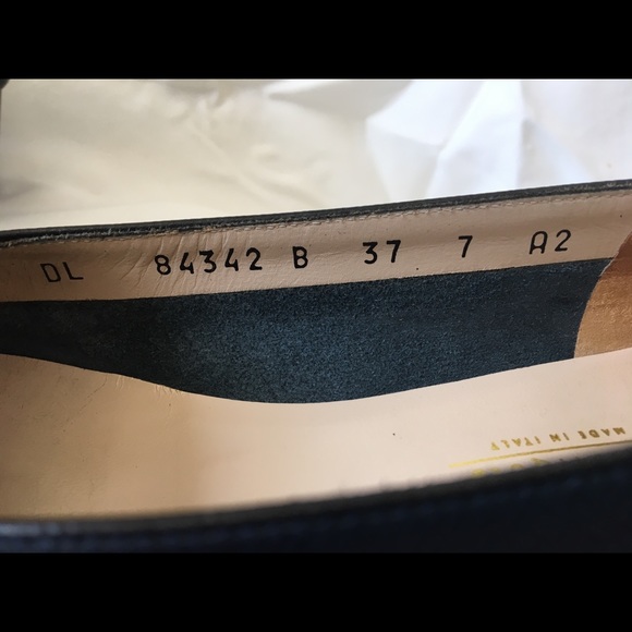 Salvatore Ferragamo blue leather pumps - Picture 5 of 8